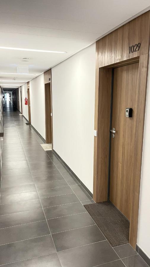 Prymasa Tysiaclecia 83A By Aparthouse Appartamento Varsavia Esterno foto